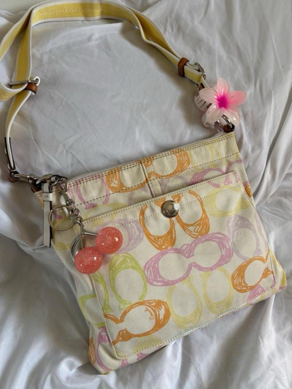Vintage Coach signature scribble multicolour purse